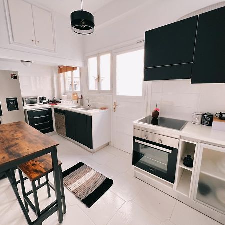 Seaside Apartment In Flisvos Marina Афіни Екстер'єр фото